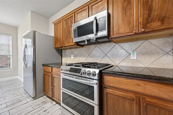 $2,500 | 2610 Argos Drive, Missouri City, TX 77459