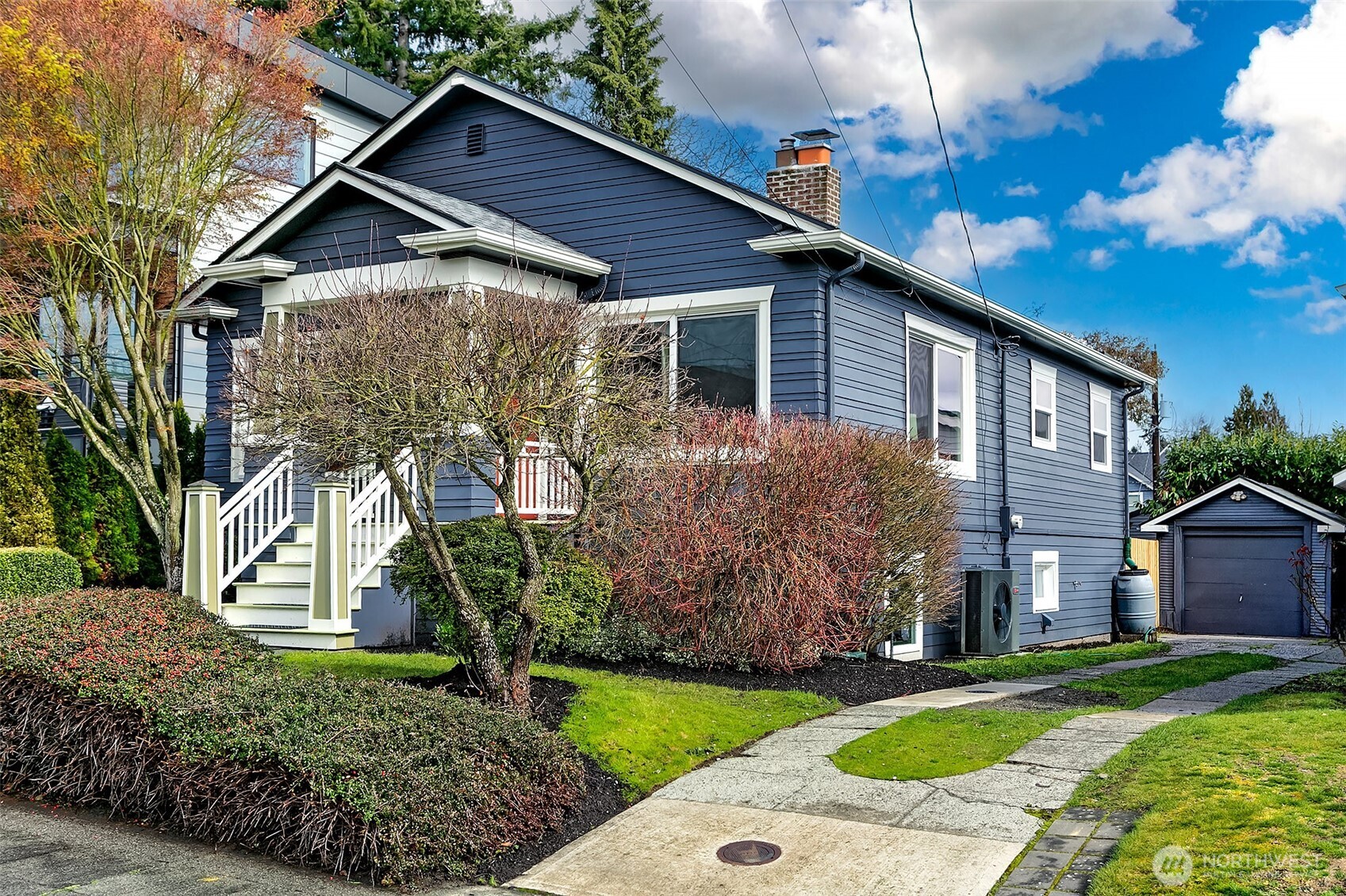 6526 Dibble Avenue Northwest Seattle, WA 98117 - Photo 17 of 29