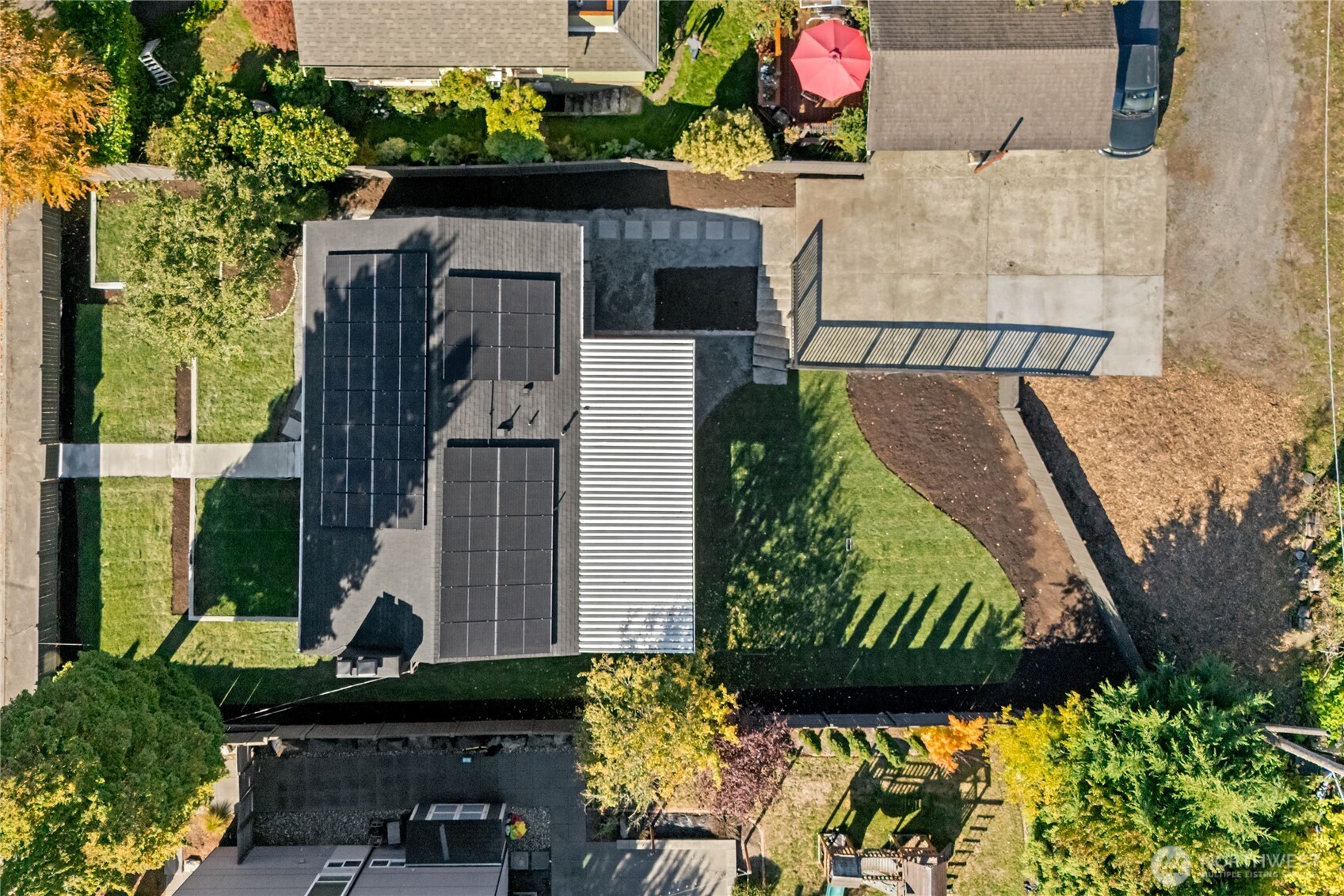 9548 3rd Avenue Northwest Seattle, WA 98117 - Photo 2 of 40 a front view of a house with a garden