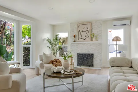 $1,120,000 | 4248 McClung Drive, Los Angeles, CA 90008