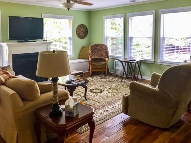 516 Turpentine Road Kingstree, SC 29556 - Photo 8 of 23 IMG_0555
