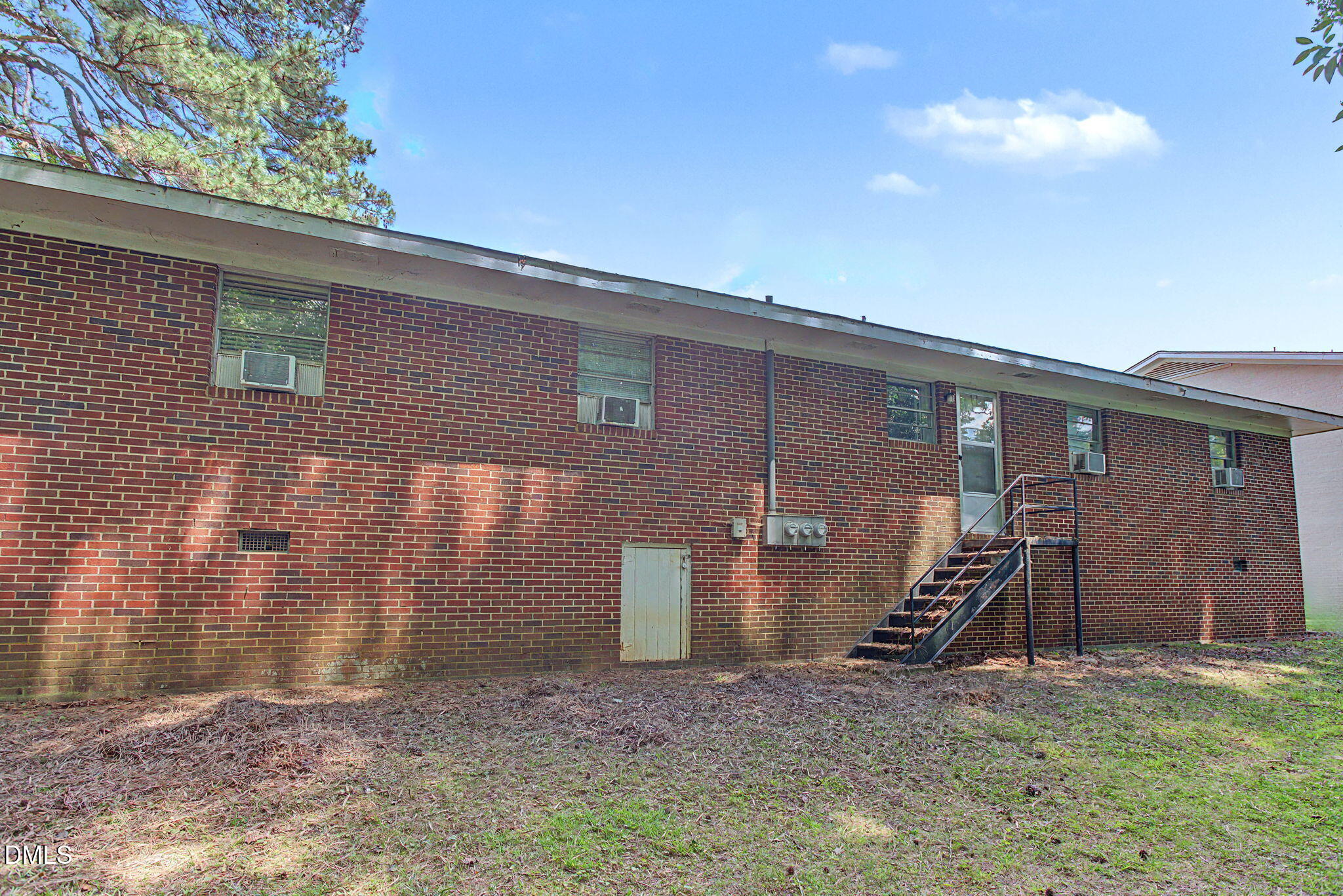 850 Athens Drive Raleigh, NC 27606 - Photo 15 of 32