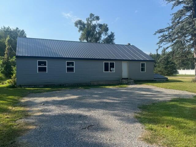957 Mendon Road Sherwood, MI 49089 - Photo 7 of 10 IMG_4542