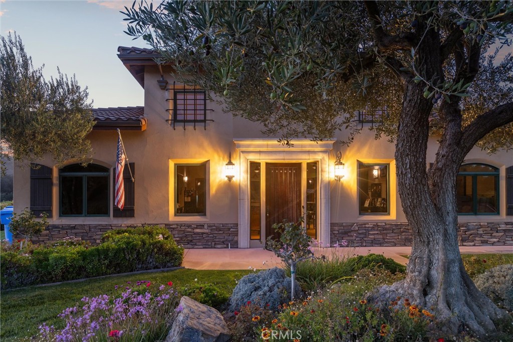 3000 Oakdale Road Paso Robles, CA 93446 - Photo 24 of 26 Front of tasting room at twilight.