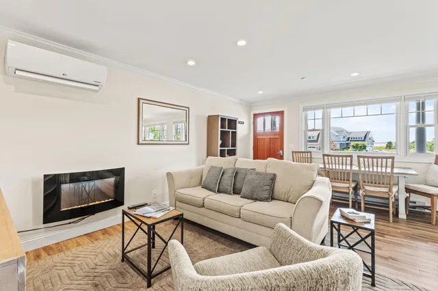 $649,000 | 3 King Street, Unit 4, Scarborough, ME 04074