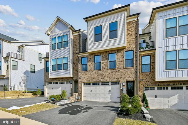 $759,900 | 13709 Hunt Valley Court, Cockeysville, MD 21030