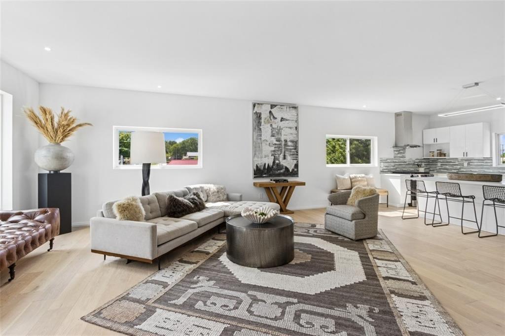 10924 West 67th Street Shawnee, KS 66203 - Photo 7 of 29