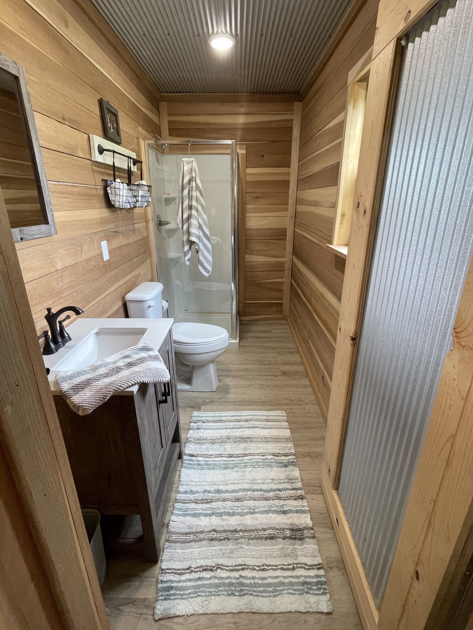 570 Dailey Loop Road Linden, TN 37096 - Photo 18 of 38 Full Bath