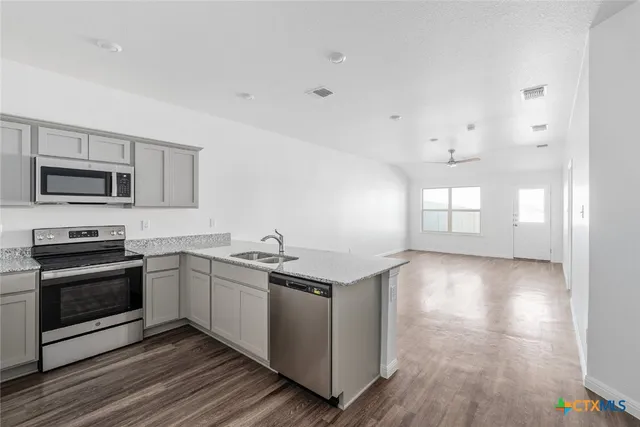 $1,600 | 5801 Betty Lou Drive, Killeen, TX 76549