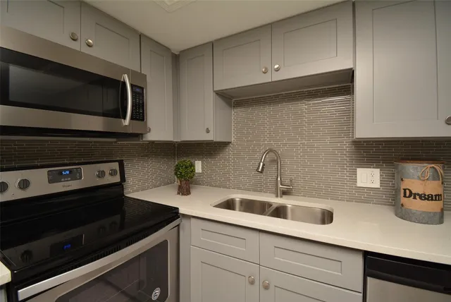 $1,500 | 12633 Memorial Drive, Unit 223, Houston, TX 77024