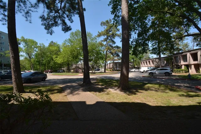 $1,500 | 12633 Memorial Drive, Unit 223, Houston, TX 77024