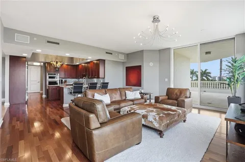 $1,675,000 | 5051 Pelican Colony Boulevard, Unit 301, Bonita Springs, FL 34134