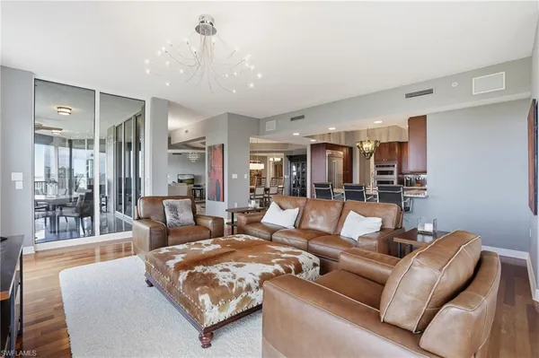 $1,675,000 | 5051 Pelican Colony Boulevard, Unit 301, Bonita Springs, FL 34134