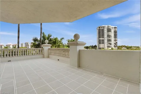 $1,675,000 | 5051 Pelican Colony Boulevard, Unit 301, Bonita Springs, FL 34134