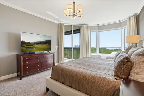 $1,675,000 | 5051 Pelican Colony Boulevard, Unit 301, Bonita Springs, FL 34134