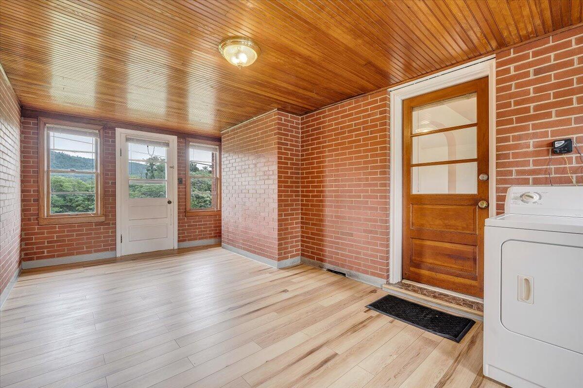 1042 Nester Road Thaxton, VA 24174 - Photo 4 of 47 05-MIB00891