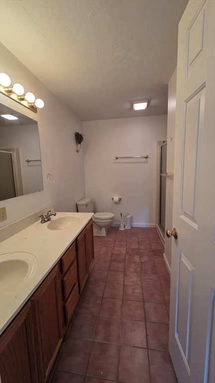 204 Treasure Island Road, Unit 204 Webster, MA 01570 - Photo 13 of 25