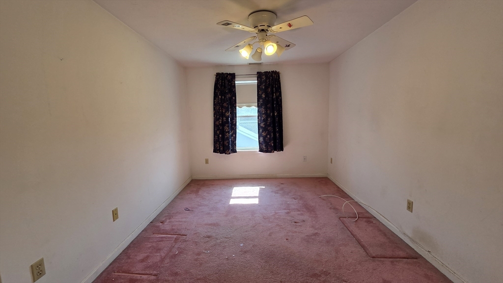 204 Treasure Island Road, Unit 204 Webster, MA 01570 - Photo 14 of 25