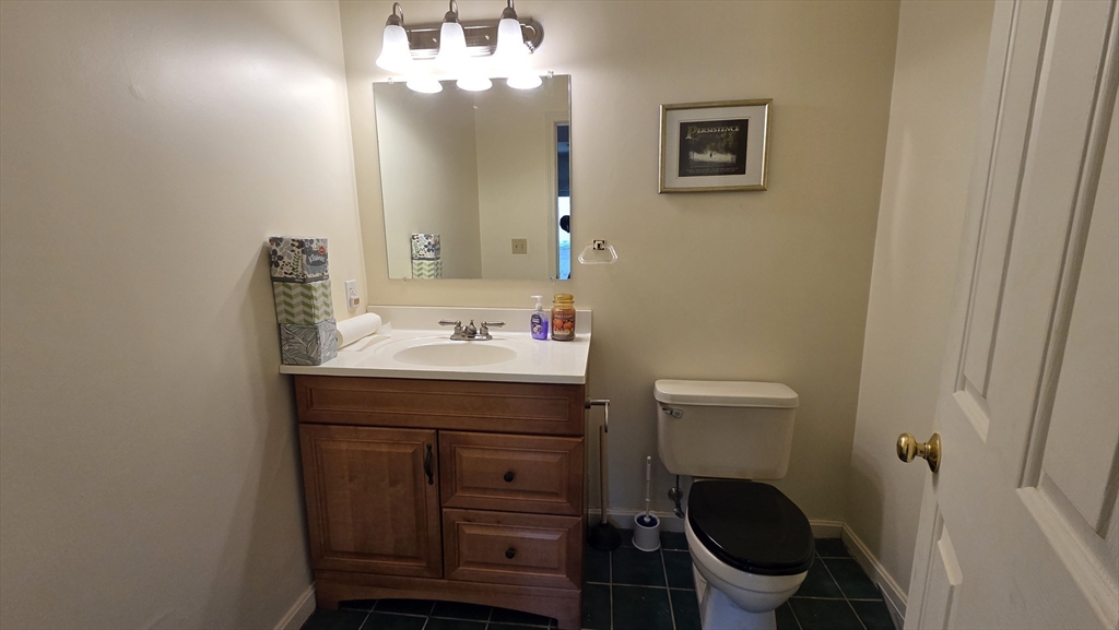 204 Treasure Island Road, Unit 204 Webster, MA 01570 - Photo 22 of 25