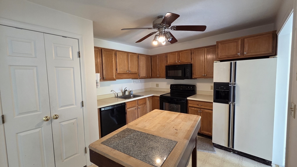 204 Treasure Island Road, Unit 204 Webster, MA 01570 - Photo 5 of 25