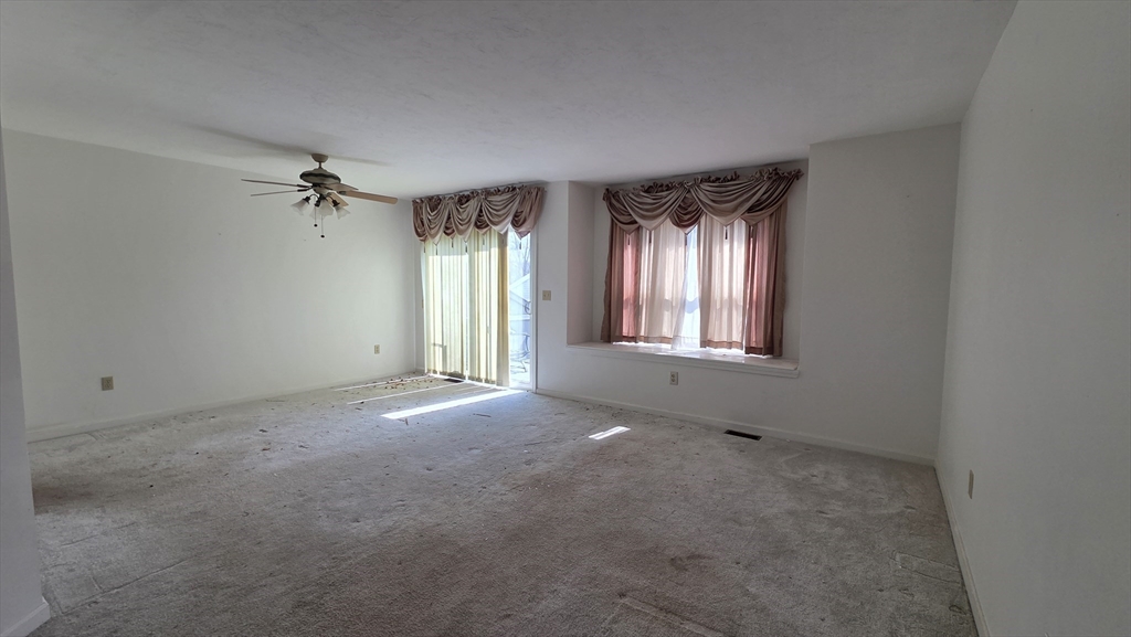 204 Treasure Island Road, Unit 204 Webster, MA 01570 - Photo 9 of 25