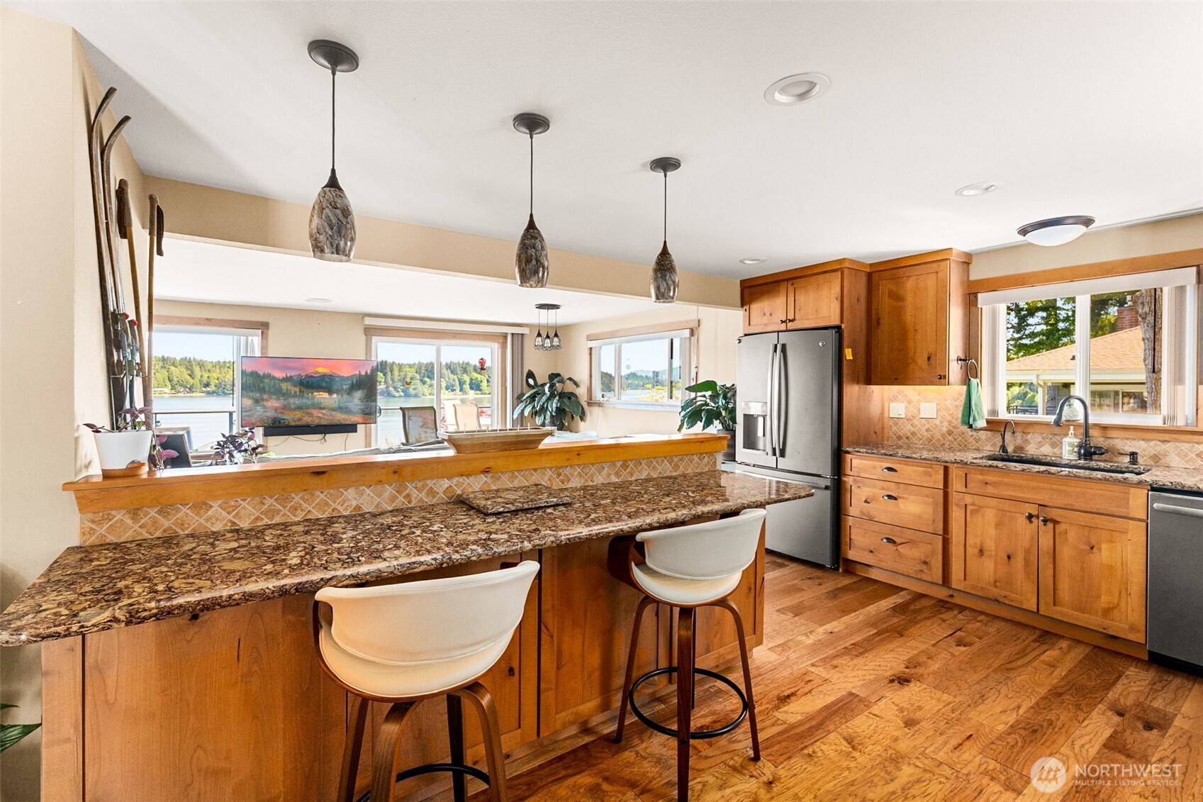 3444 Madrona Beach Road Northwest Olympia, WA 98502 - Photo 10 of 40 Gallery Image 10
