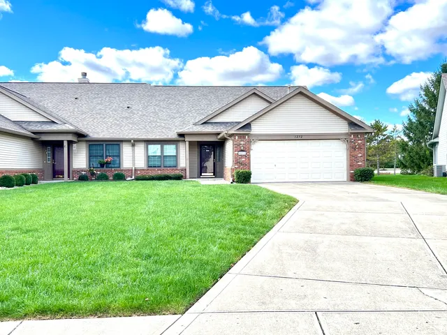 $254,900 | 1232 Lexington Trail, Greenfield, IN 46140