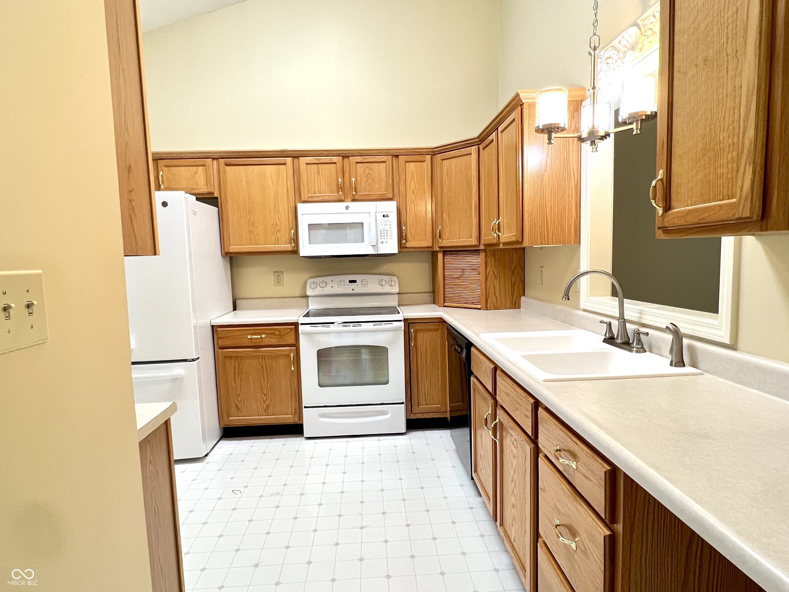 1232 Lexington Trail Greenfield, IN 46140 - Photo 5 of 28