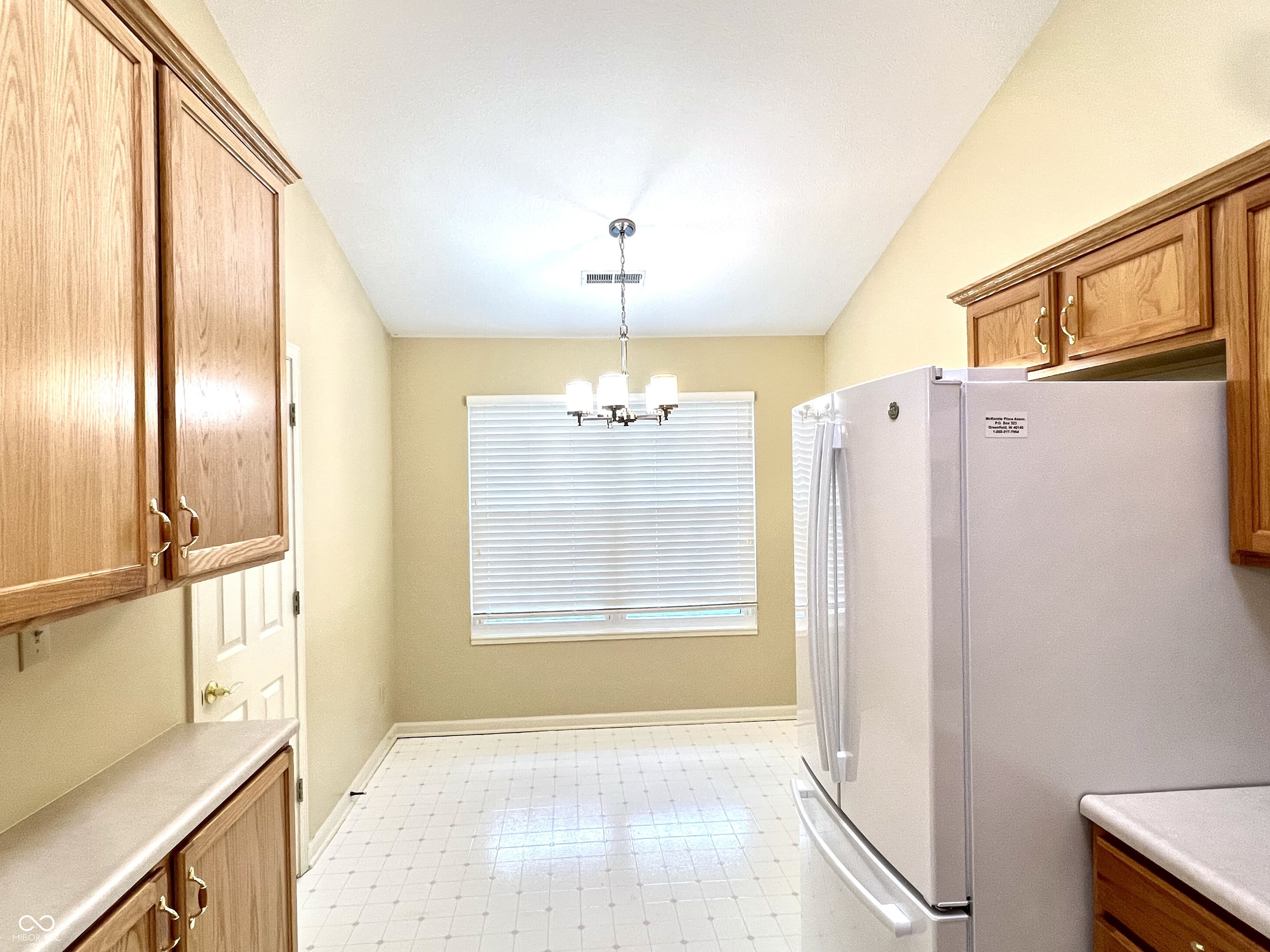 1232 Lexington Trail Greenfield, IN 46140 - Photo 6 of 28