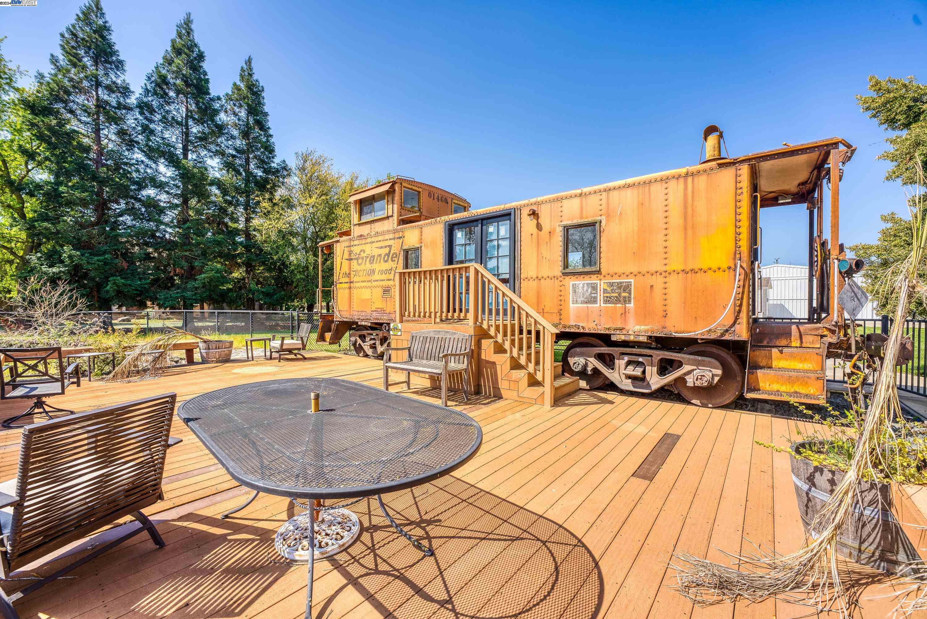 11699 Conley Road Galt, CA 95632 - Photo 10 of 31 a view of a swimming pool with a lounge chairs