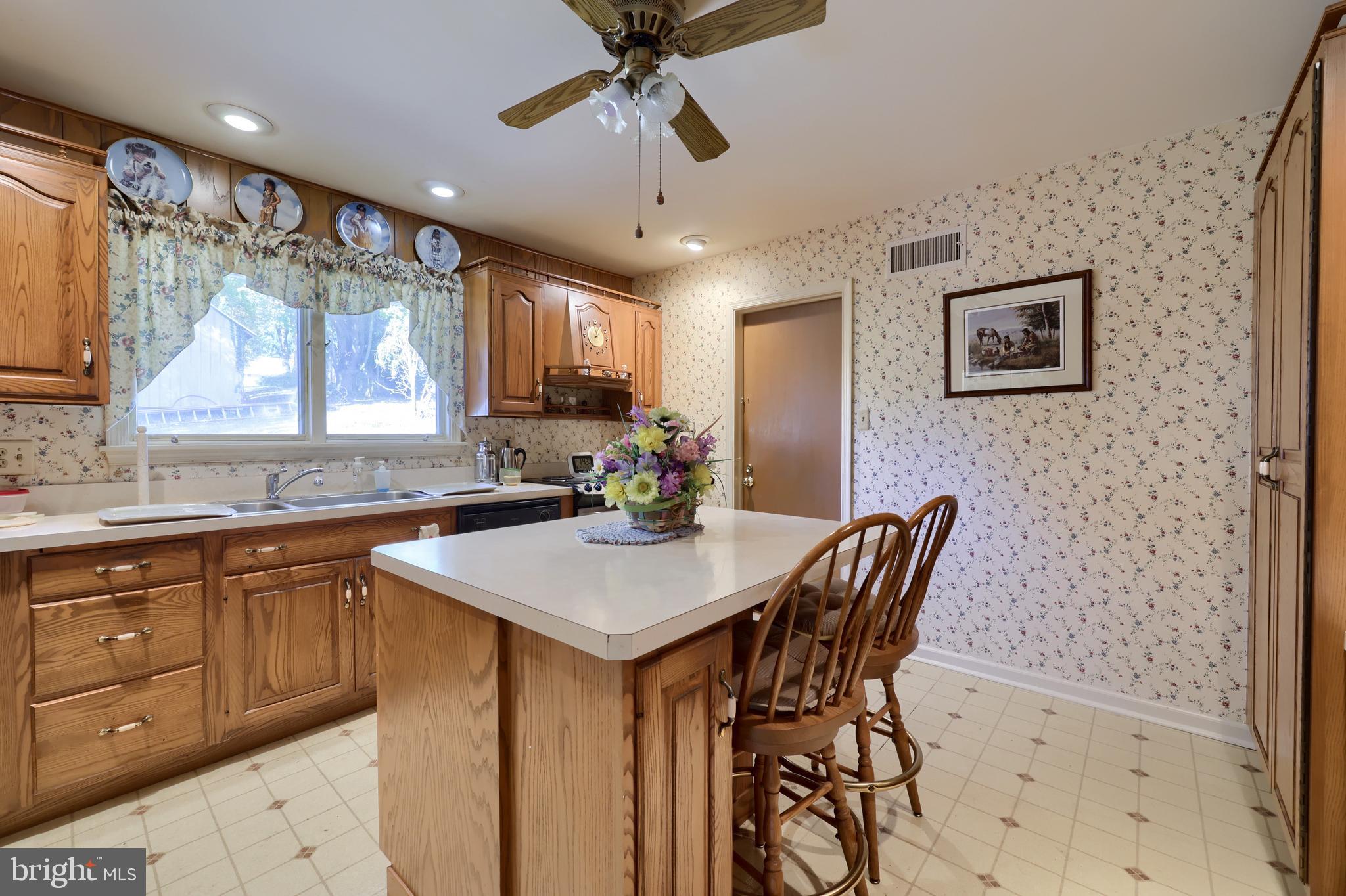 203 Lahoma Road Reading, PA 19601 - Photo 24 of 45 Kitchen