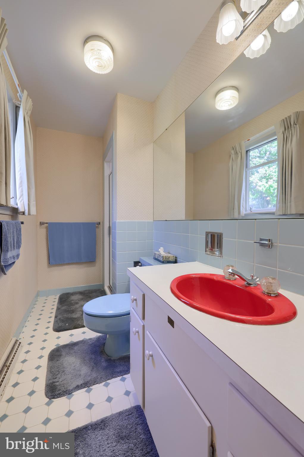 203 Lahoma Road Reading, PA 19601 - Photo 31 of 45 Master Bath