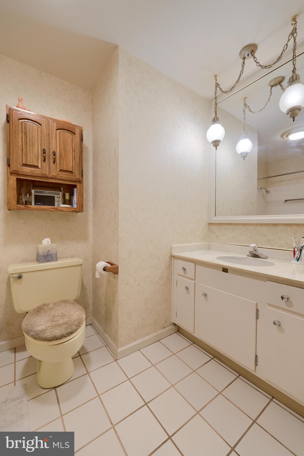 203 Lahoma Road Reading, PA 19601 - Photo 34 of 45 Full Bath 2