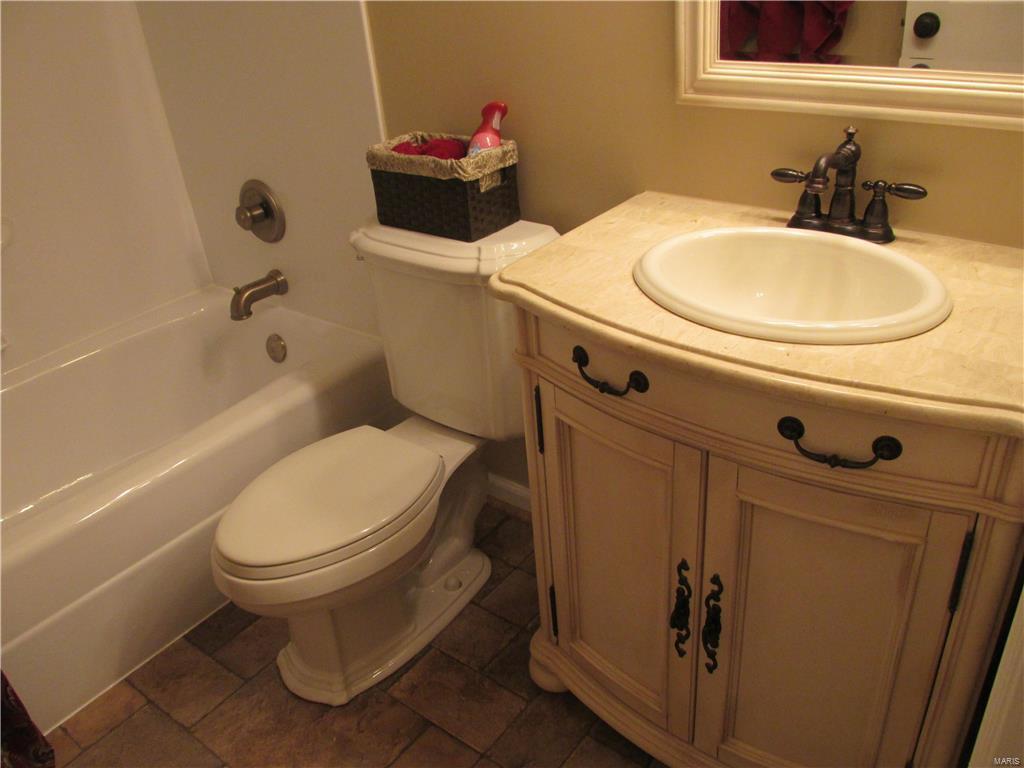1287 Kennebec Road Chesterfield, MO 63017 - Photo 20 of 44 Gallery Image 20