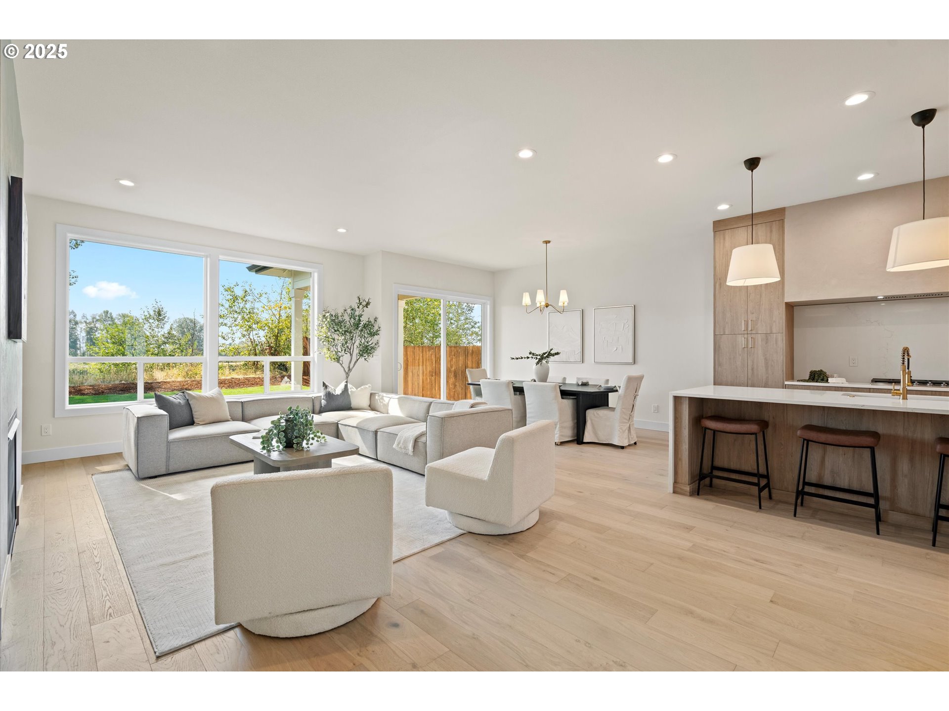 2040 South River Road Kelso, WA 98626 - Photo 23 of 45