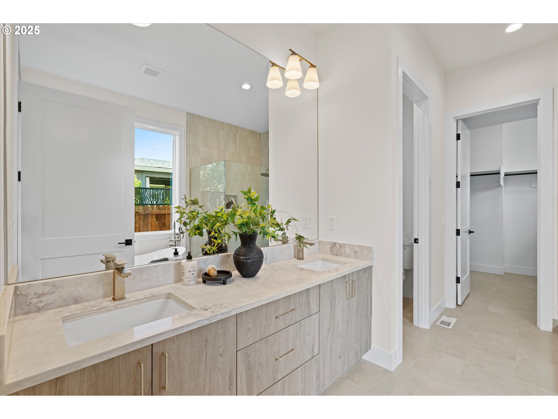 2040 South River Road Kelso, WA 98626 - Photo 28 of 45