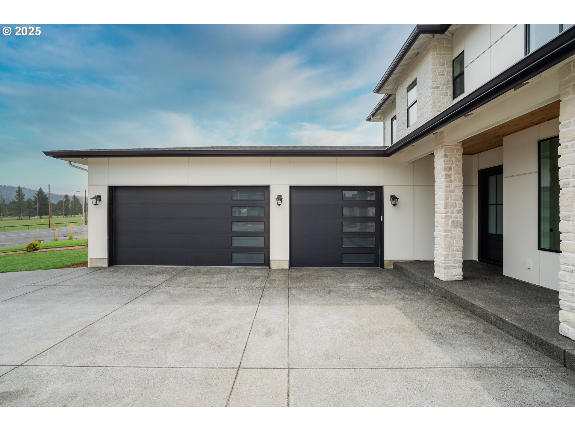 2040 South River Road Kelso, WA 98626 - Photo 3 of 45