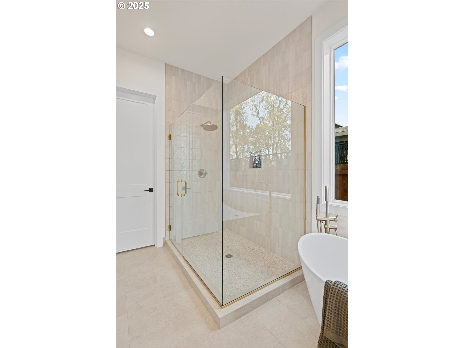 2040 South River Road Kelso, WA 98626 - Photo 35 of 45