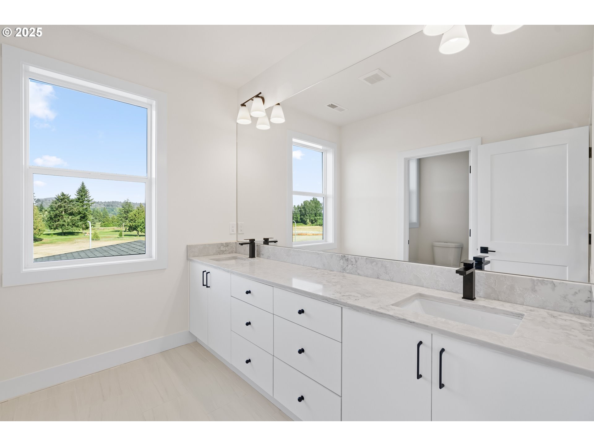 2040 South River Road Kelso, WA 98626 - Photo 38 of 45