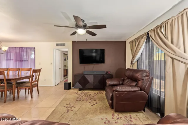 $325,000 | 5222 East Tamblo Drive, Phoenix, AZ 85044