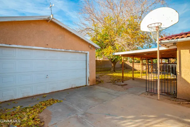 $424,900 | 43637 Rembrandt Street, Lancaster, CA 93535