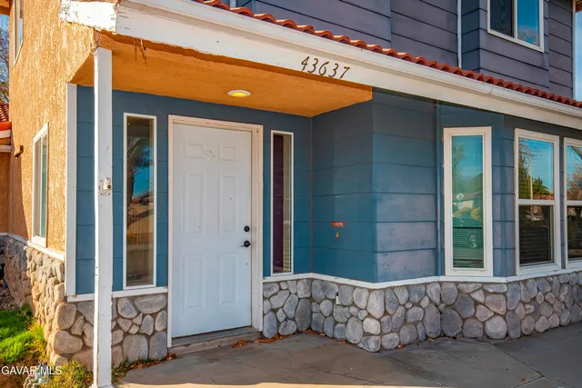 $424,900 | 43637 Rembrandt Street, Lancaster, CA 93535