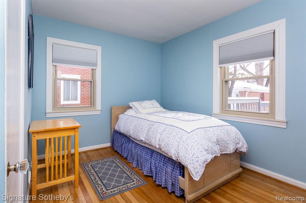 2252 Pembroke Road Birmingham, MI 48009 - Photo 15 of 41