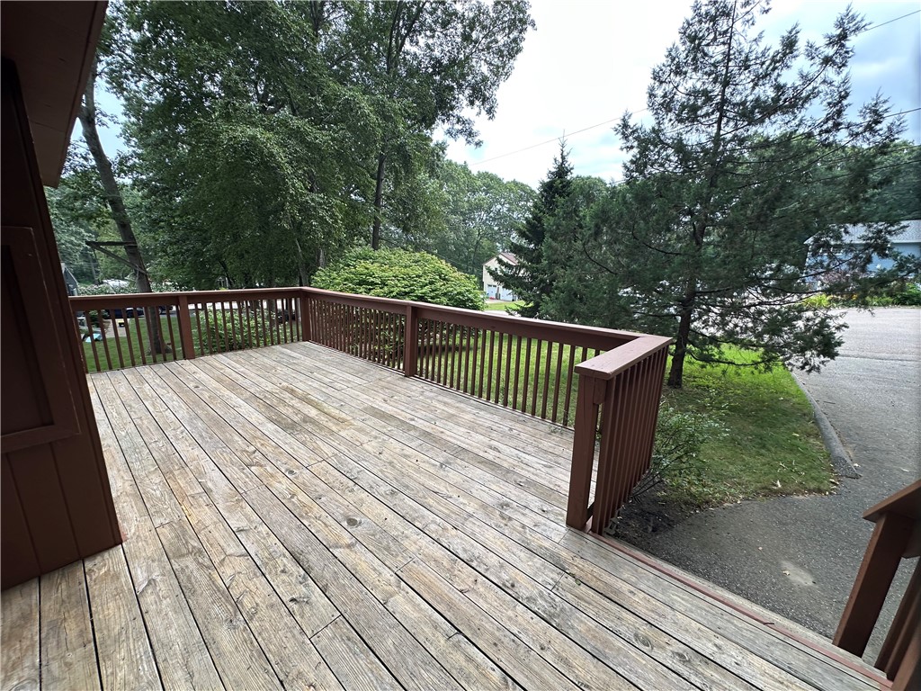 3 Ledgewood Drive Westerly, RI 02891 - Photo 12 of 36