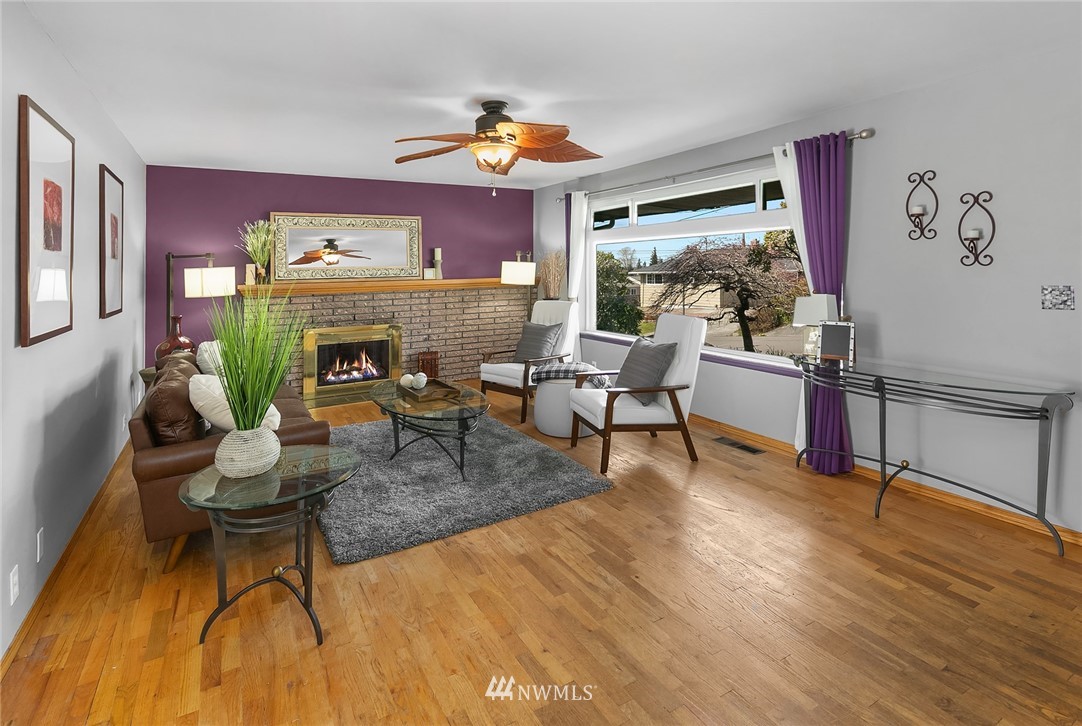 3305 Northeast 11th Place Renton, WA 98056 - Photo 5 of 35