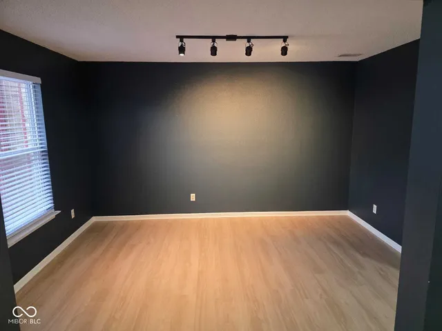 $2,390 | 14283 Refreshing Garden Lane, Fishers, IN 46038