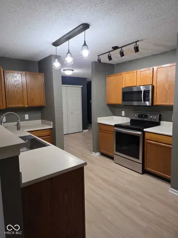 $2,390 | 14283 Refreshing Garden Lane, Fishers, IN 46038