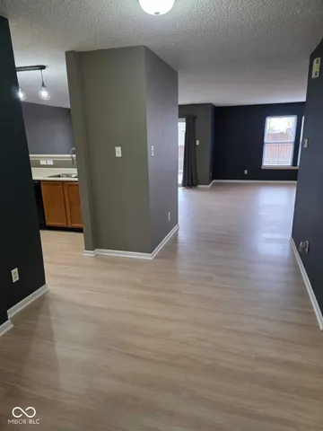 $2,390 | 14283 Refreshing Garden Lane, Fishers, IN 46038