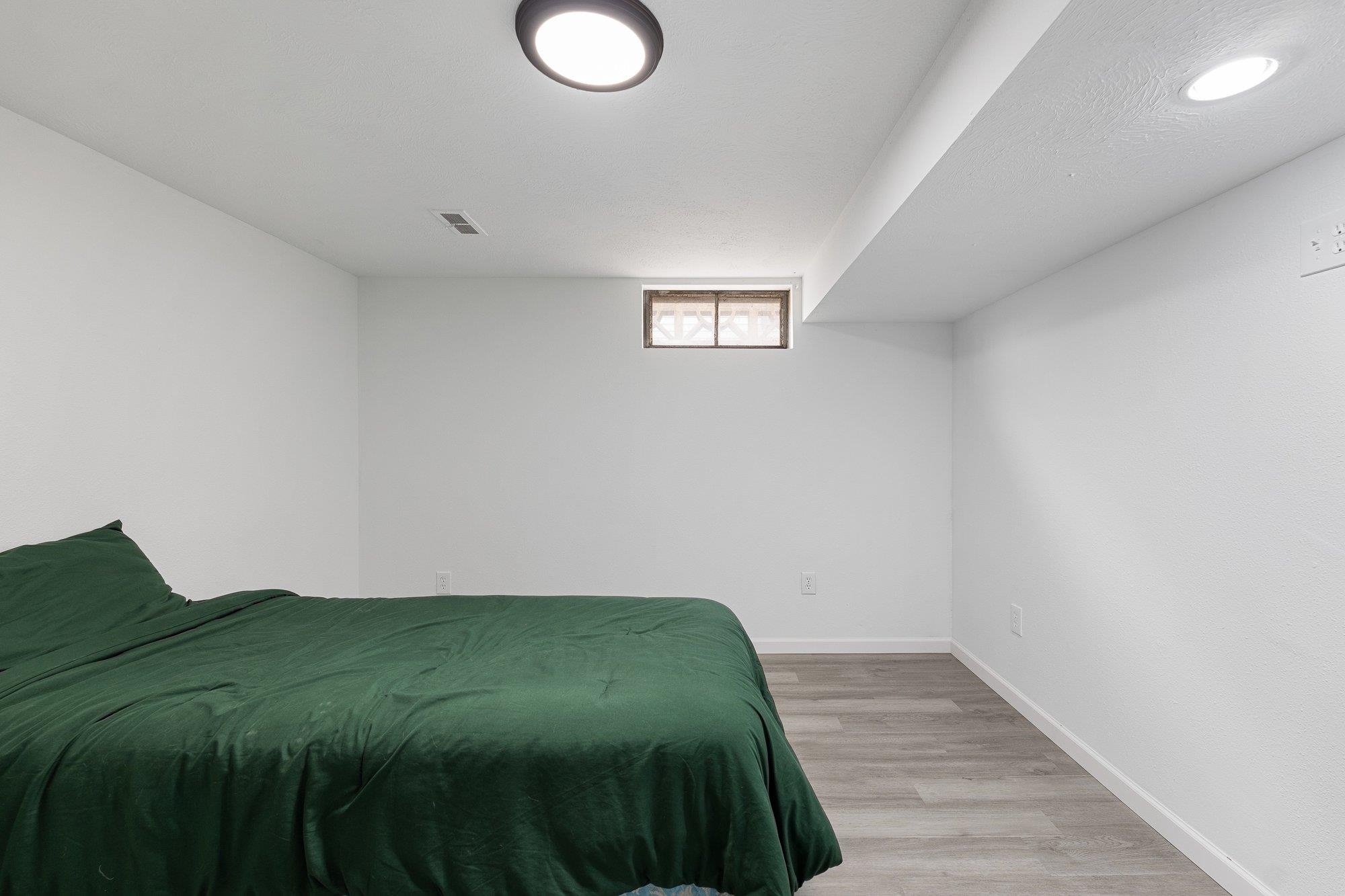 5933 North Moore Street Spokane, WA 99205 - Photo 19 of 37