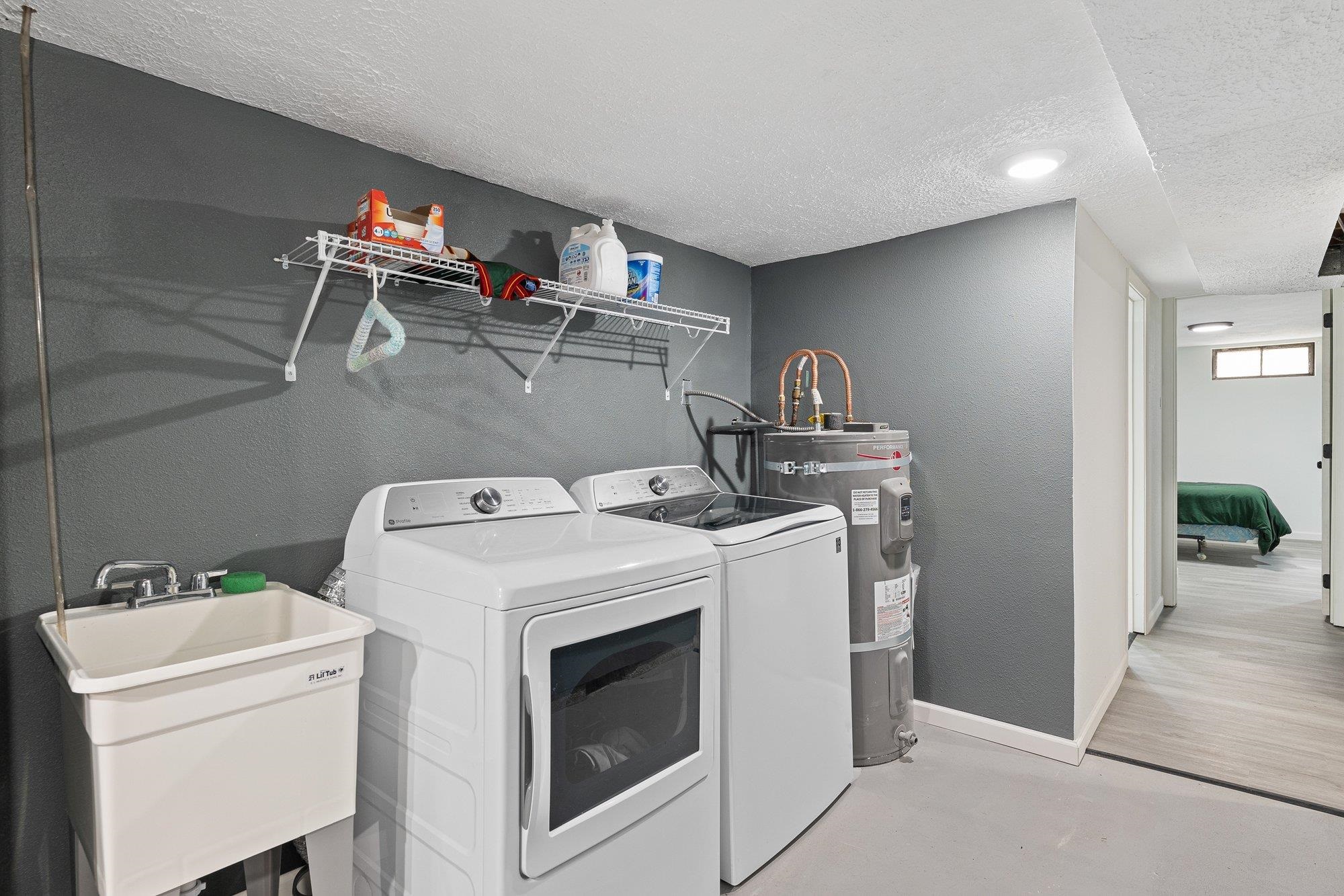 5933 North Moore Street Spokane, WA 99205 - Photo 20 of 37